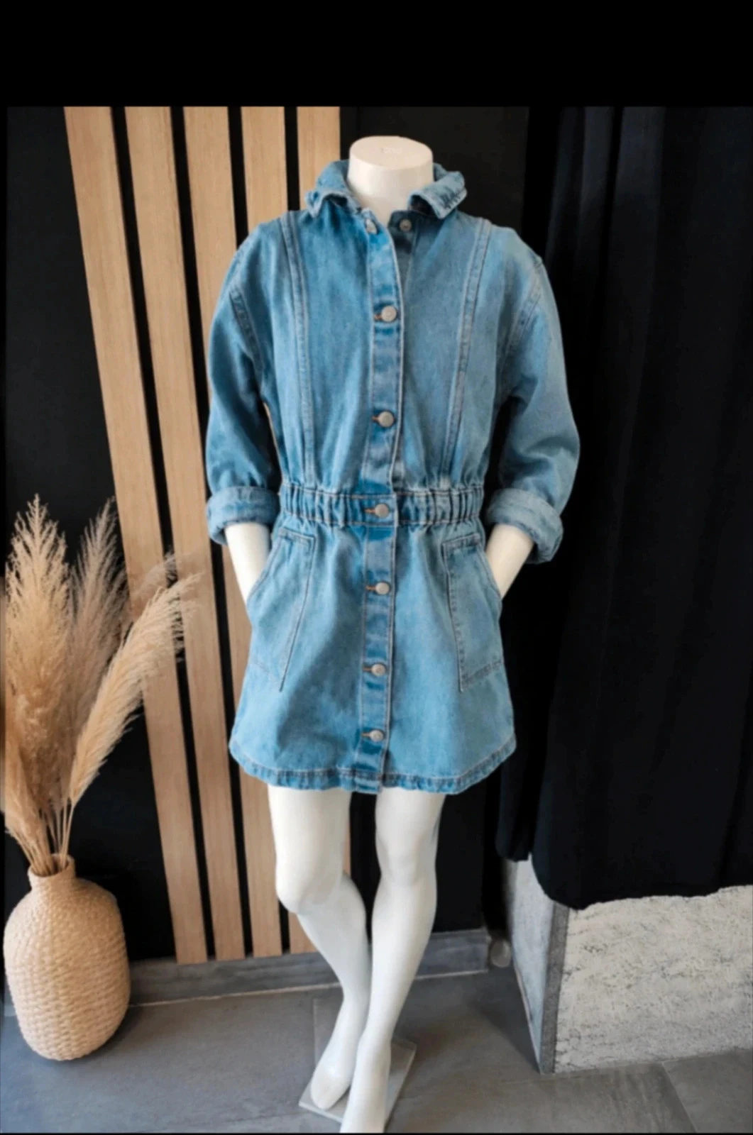 8 ans robe en jean Vertbaudet ( taille 7 8 ans)